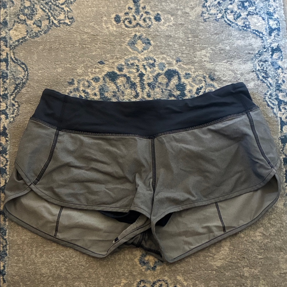 lululemon athletica speed shorts Black and Gray Athletic Shorts size 8